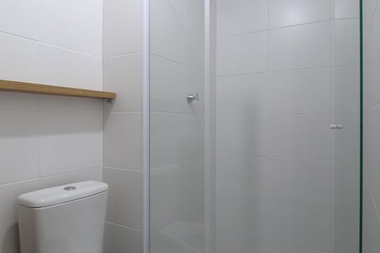 Banheiro de kitnet/studio à venda com 1 quarto, 25m² em Vila Olímpia, São Paulo