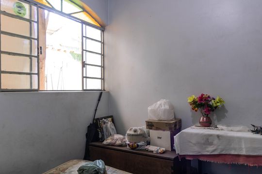 Quarto 3 de casa à venda com 3 quartos, 297m² em Nova Esperança, Belo Horizonte