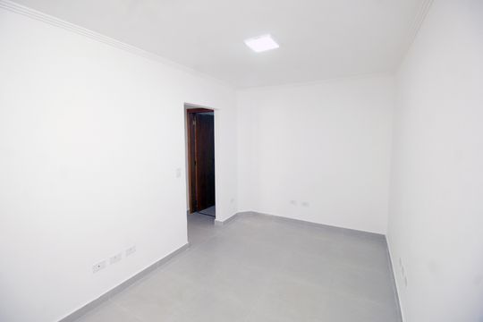 Sala de apartamento à venda com 2 quartos, 76m² em Parque Oratório, Santo André