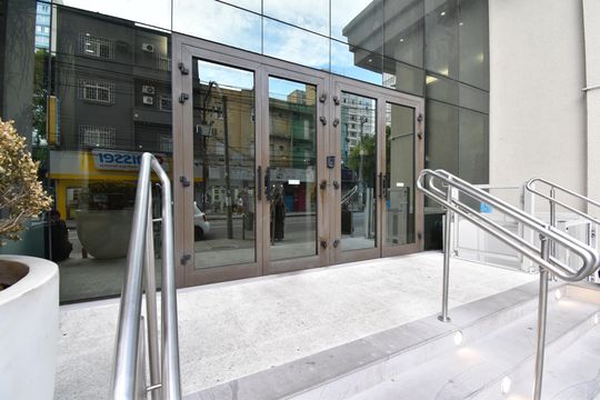 Fachada de apartamento para alugar com 5 quartos, 85m² em Centro, Curitiba