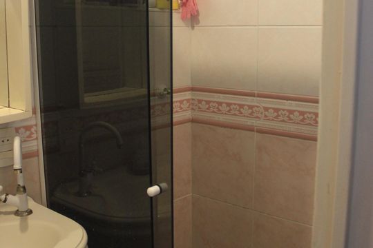 Banheiro de apartamento à venda com 3 quartos, 67m² em Picanço, Guarulhos