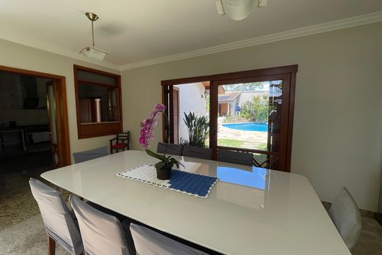 Sala de Jantar de casa de condomínio para alugar com 4 quartos, 950m² em Parque Dom Henrique, Cotia