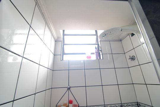 Banheiro de apartamento à venda com 2 quartos, 44m² em Jardim Aparecida, São Paulo