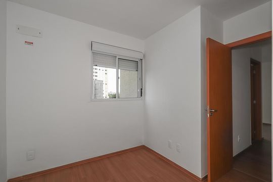 Quarto de apartamento à venda com 2 quartos, 45m² em Humaitá, Porto Alegre