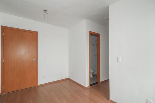Sala de apartamento à venda com 2 quartos, 45m² em Humaitá, Porto Alegre