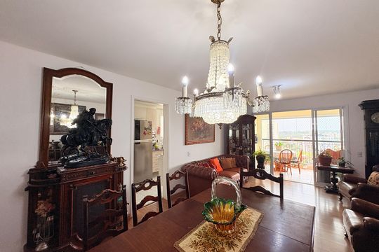 Sala de apartamento à venda com 3 quartos, 119m² em Jardim Ermida I, Jundiaí