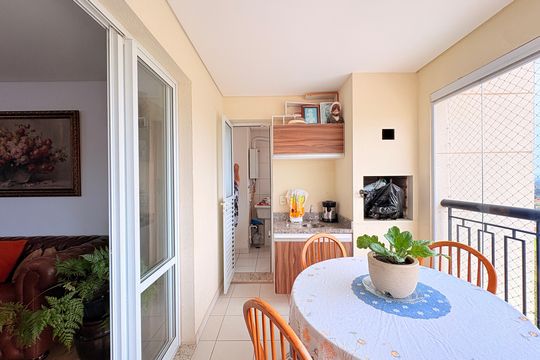 Sacada de apartamento à venda com 3 quartos, 119m² em Jardim Ermida I, Jundiaí