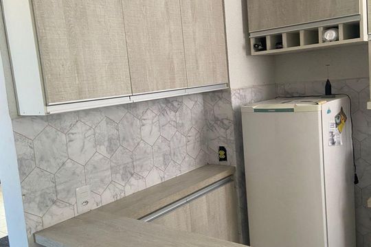 Apartamento à venda com 2 quartos, 49m² em Olaria, Canoas