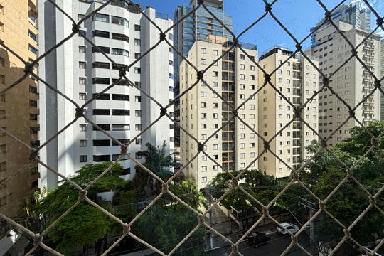 Vista de apartamento à venda com 3 quartos, 130m² em Vila Olímpia, São Paulo