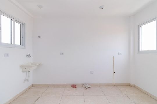 Cozinha e Área de Serviço de apartamento à venda com 2 quartos, 42m² em Vila Sao Geraldo, São Paulo
