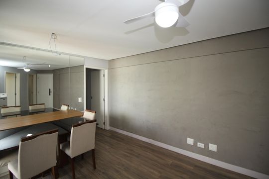 Sala de apartamento para alugar com 3 quartos, 68m² em Jardim Vila Formosa, São Paulo