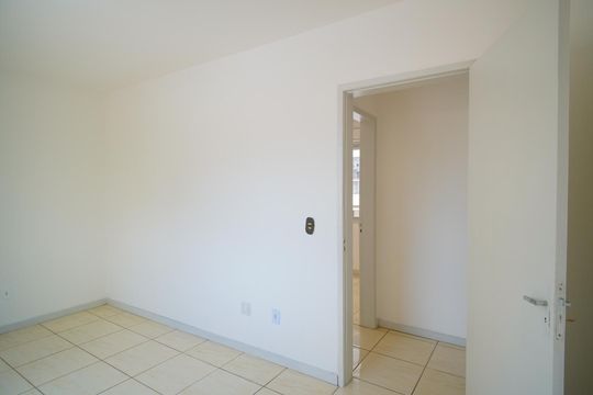 Quarto 2 de apartamento para alugar com 3 quartos, 84m² em Passo D’areia, Porto Alegre