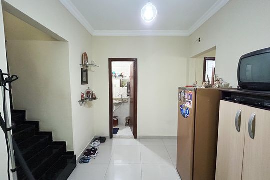 Casa à venda com 6 quartos, 180m² em Conjunto Lagoa, Belo Horizonte