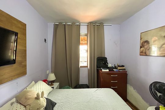 Casa à venda com 6 quartos, 180m² em Conjunto Lagoa, Belo Horizonte