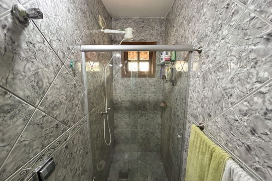 Casa à venda com 6 quartos, 180m² em Conjunto Lagoa, Belo Horizonte