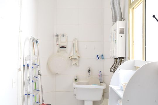 Área de Serviço de apartamento à venda com 3 quartos, 233m² em Bela Vista, São Paulo