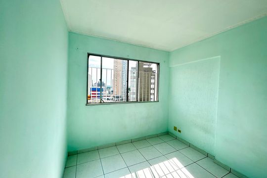 Quarto de kitnet/studio à venda com 1 quarto, 28m² em Centro, Guarulhos