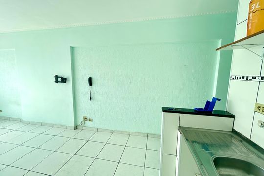 Cozinha de kitnet/studio à venda com 1 quarto, 28m² em Centro, Guarulhos