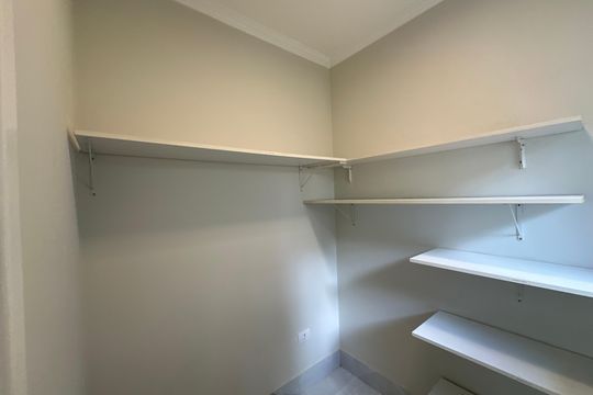 Despensa de casa de condomínio para alugar com 4 quartos, 470m² em Alphaville Conde Ii, Barueri