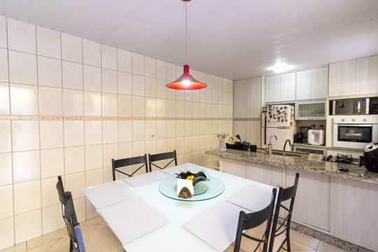 Cozinha de casa à venda com 2 quartos, 151m² em Vila Campo Grande, São Paulo