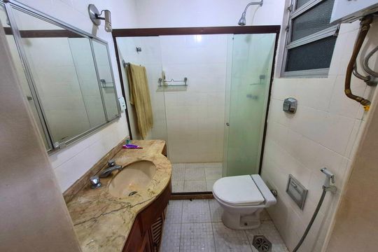 Banheiro de apartamento para alugar com 2 quartos, 90m² em Vila Isabel, Rio de Janeiro