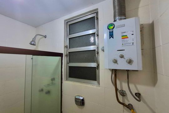 Banheiro de apartamento para alugar com 2 quartos, 90m² em Vila Isabel, Rio de Janeiro