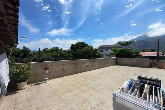 Área comum de casa à venda com 2 quartos, 358m² em Anil, Rio de Janeiro