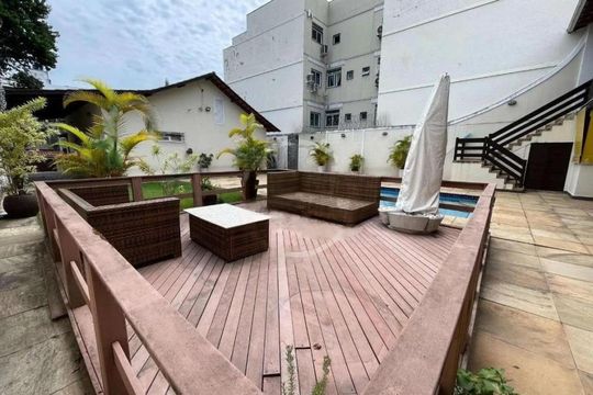 Casa à venda com 6 quartos, 590m² em Recreio dos Bandeirantes, Rio de Janeiro