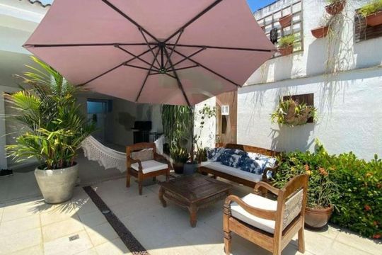 Casa de Condomínio à venda com 3 quartos, 320m² em Recreio dos Bandeirantes, Rio de Janeiro