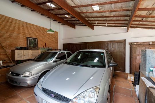 Garagem de casa para alugar com 4 quartos, 950m² em Brooklin, São Paulo