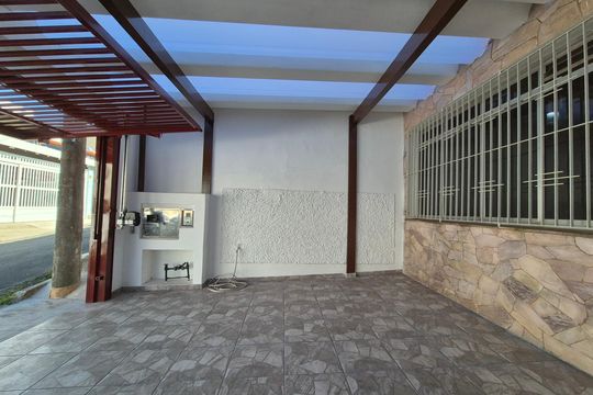 Garagem de casa à venda com 3 quartos, 169m² em Campestre, Santo André