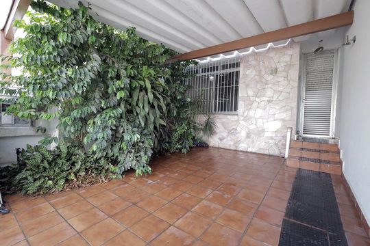 Garagem de casa à venda com 3 quartos, 169m² em Campestre, Santo André