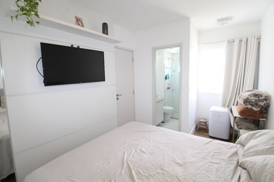Suíte de apartamento para alugar com 2 quartos, 72m² em Parque Residencial Aquarius, São José dos Campos