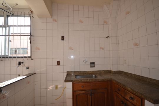 Cozinha e Área de Serviço de apartamento para alugar com 2 quartos, 80m² em Vila Valqueire, Rio de Janeiro