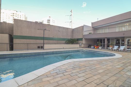Área comum - Piscina de apartamento à venda com 2 quartos, 76m² em São Sebastião, Porto Alegre