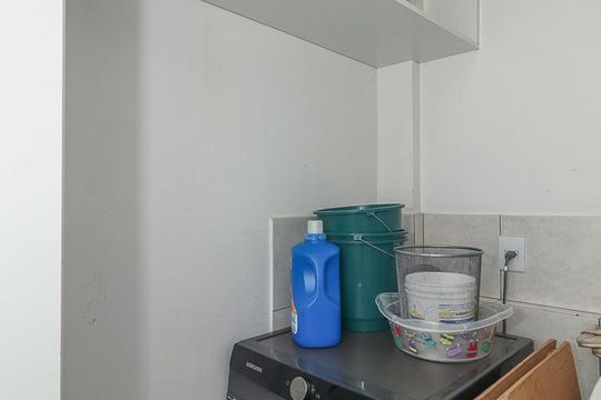 Cozinha de apartamento à venda com 2 quartos, 76m² em São Sebastião, Porto Alegre