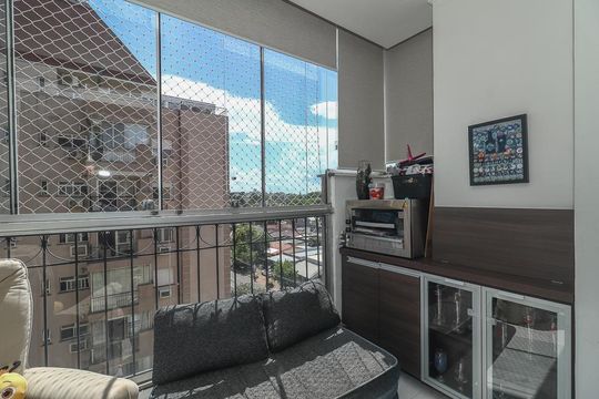 Varanda da Sala de apartamento à venda com 2 quartos, 76m² em São Sebastião, Porto Alegre