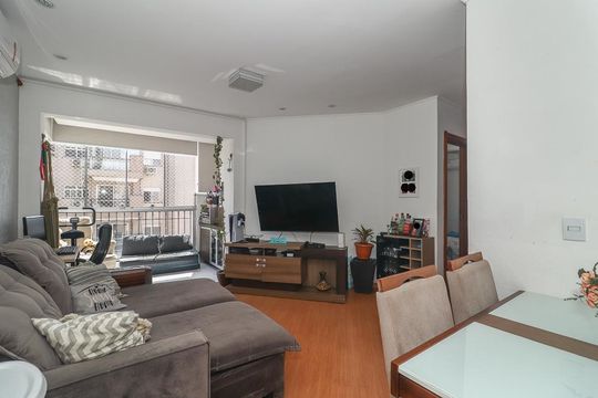 Apartamento à venda com 2 quartos, 76m² em São Sebastião, Porto Alegre