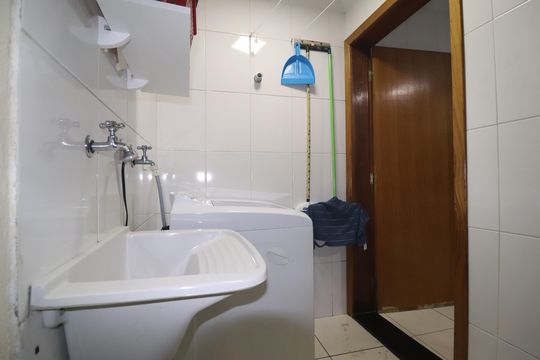 Área de Serviço de casa à venda com 3 quartos, 137m² em Jardim Progresso, Santo André