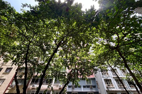 Sala - vista de apartamento à venda com 1 quarto, 80m² em Copacabana, Rio de Janeiro