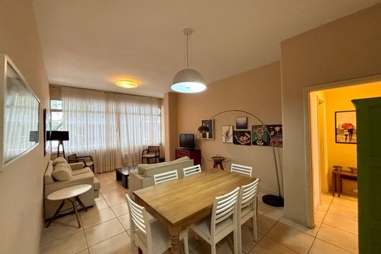 Sala de apartamento à venda com 1 quarto, 80m² em Copacabana, Rio de Janeiro
