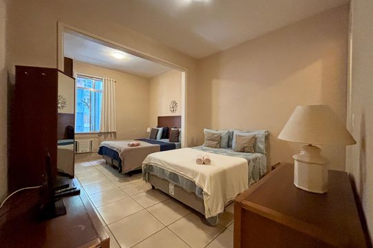 Quarto de apartamento à venda com 1 quarto, 80m² em Copacabana, Rio de Janeiro