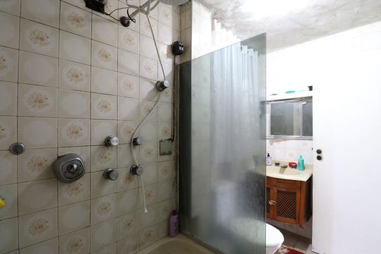 Banheiro de apartamento à venda com 2 quartos, 73m² em Bom Retiro, São Paulo