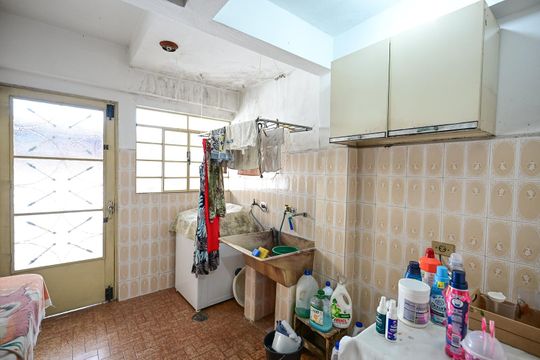 Área de Serviço  de casa à venda com 3 quartos, 146m² em Jardim Monte Alegre, Taboão da Serra