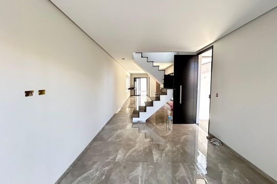 Casa à venda com 3 quartos, 150m² em Vila Galvão, Guarulhos