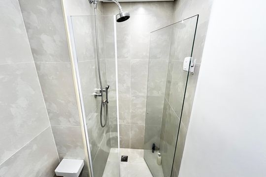 Banheiro de apartamento para alugar com 2 quartos, 47m² em Parque Mandaqui, São Paulo