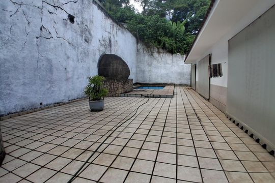 Área externa de casa de condomínio para alugar com 4 quartos, 450m² em Sítio Barrocada, São Paulo