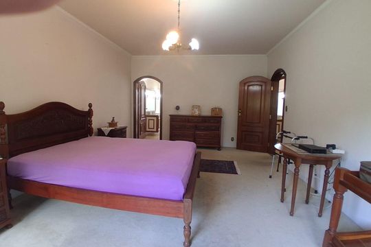 Quarto de casa de condomínio para alugar com 4 quartos, 450m² em Sítio Barrocada, São Paulo