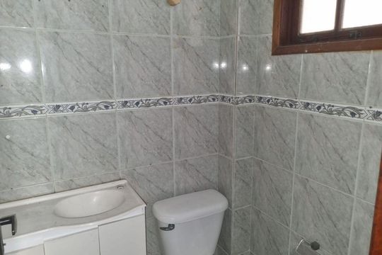 Casa à venda com 2 quartos, 95m² em Sapê, Niterói