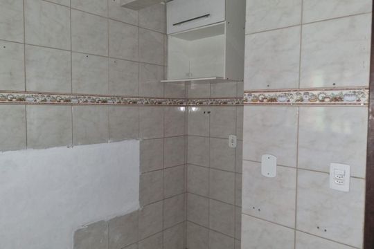 Casa à venda com 2 quartos, 95m² em Sapê, Niterói